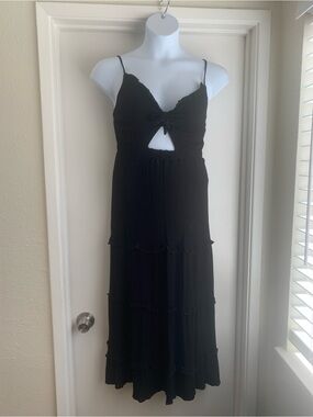 Fourteen Twelve Women’s Black Tie-Front Maxi Dress Size M